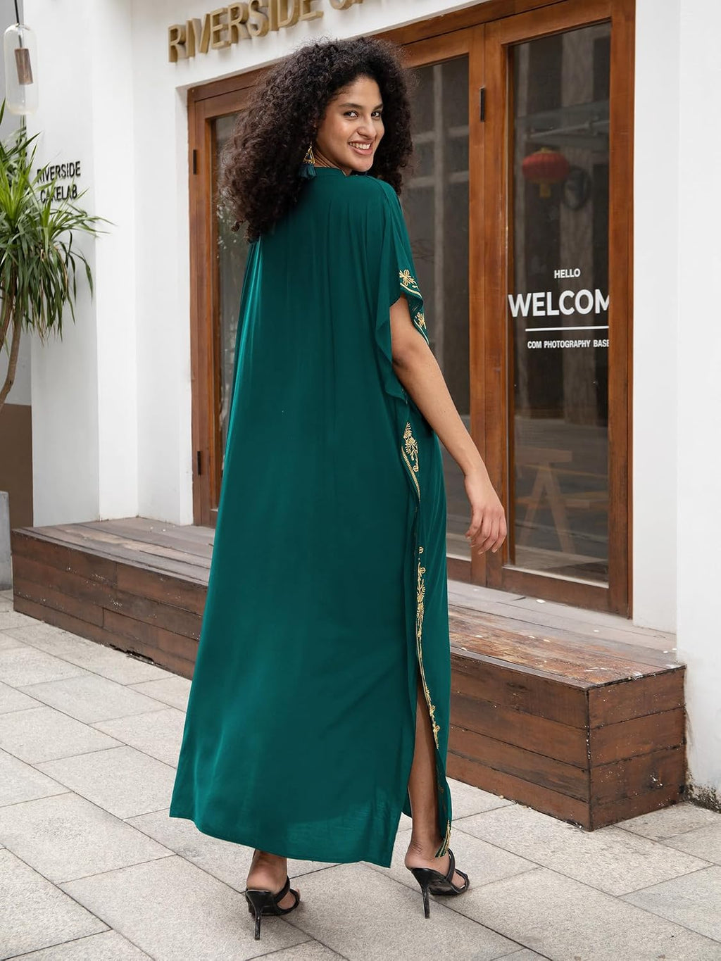 Kaftan Dresses for Women Embroidered Short Sleeve V-Neck plus Size Caftan Bikini Swimsuit Cover-Up Long Beach Dress
